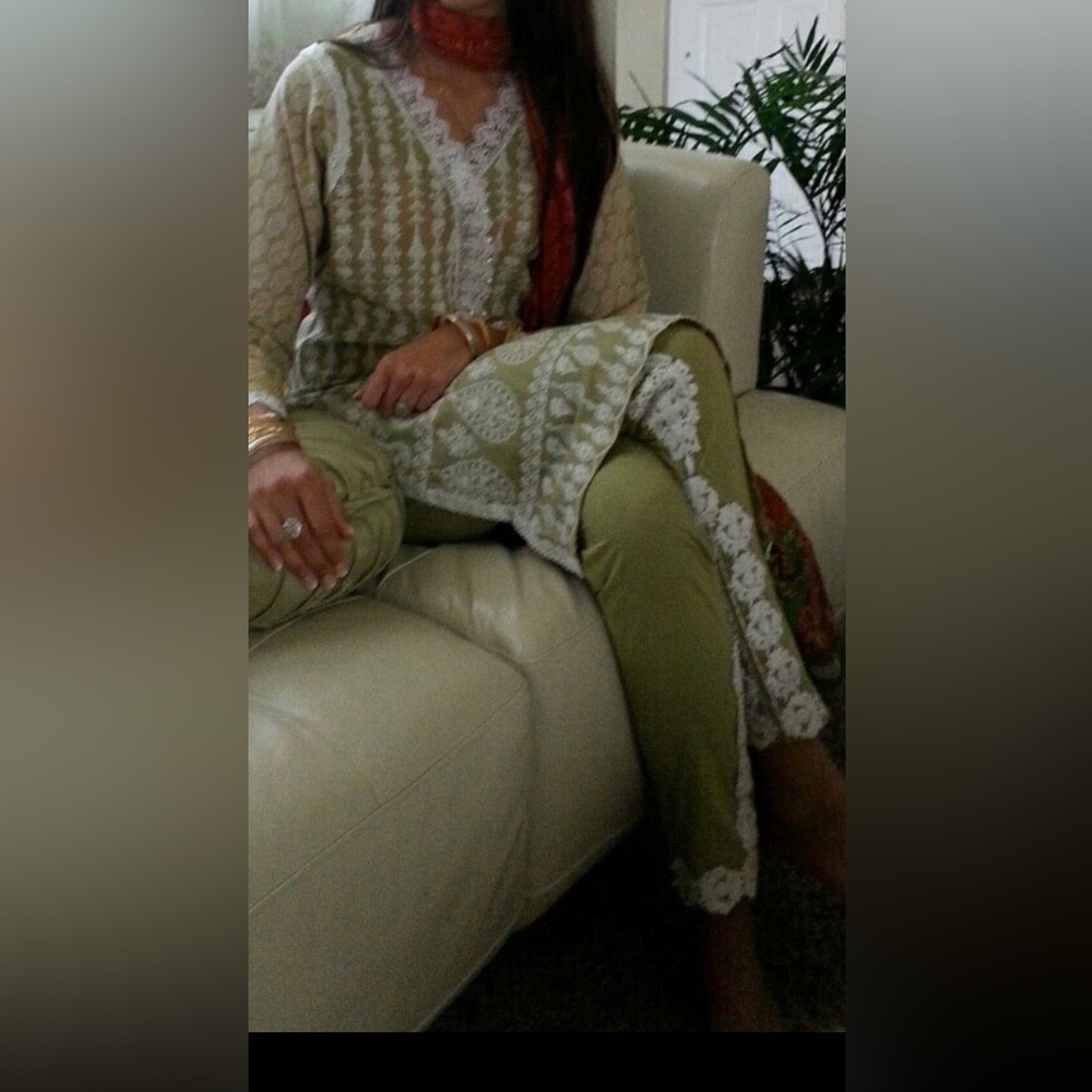 Pakistani Lawn suit